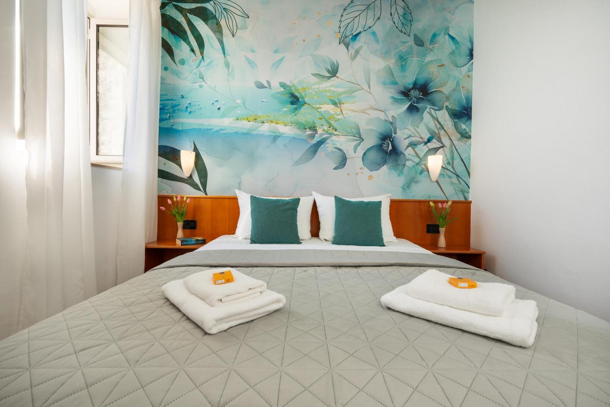 Newly Renovated Kastil 3*