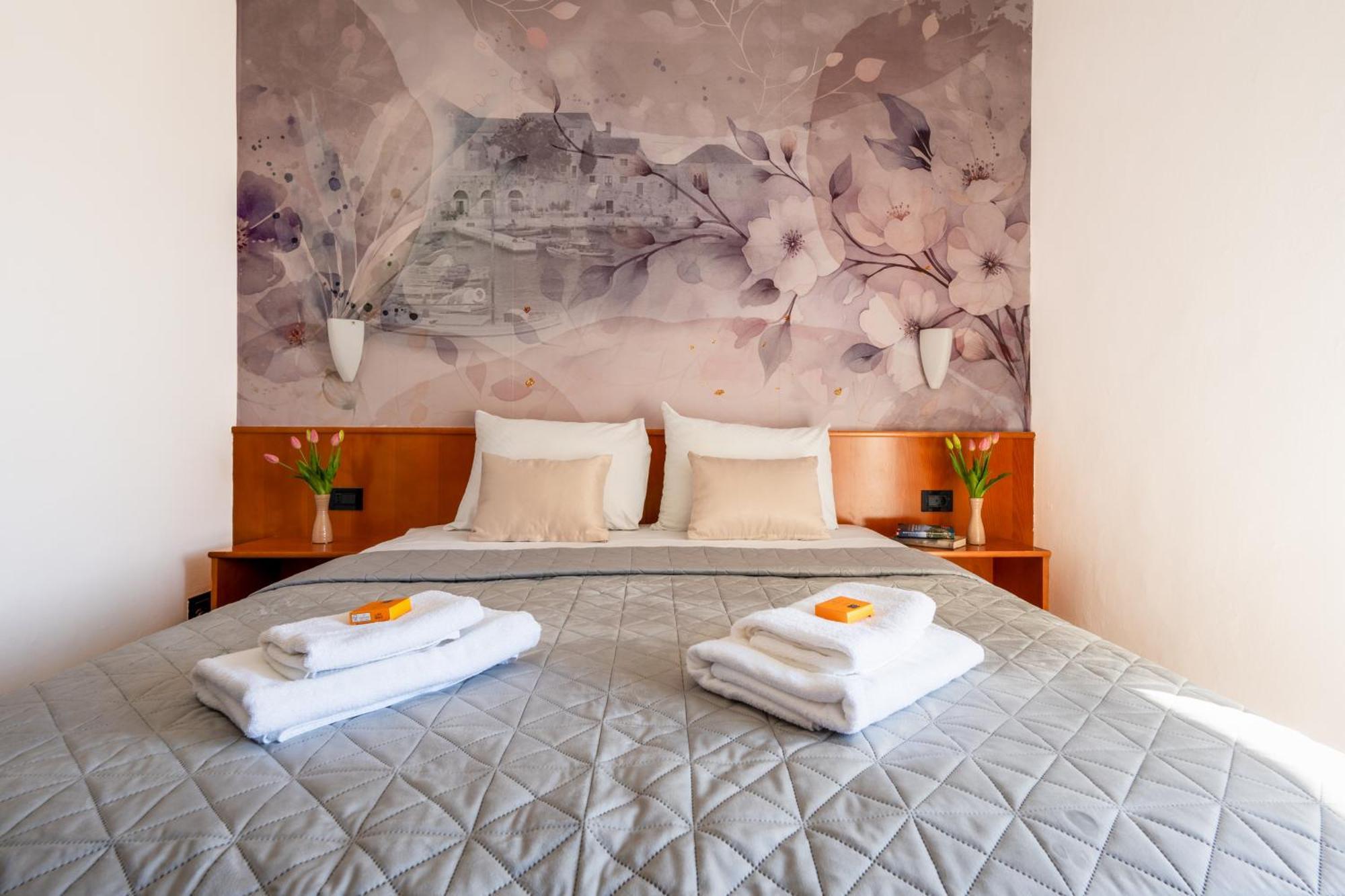 Hotel Newly Renovated Kastil