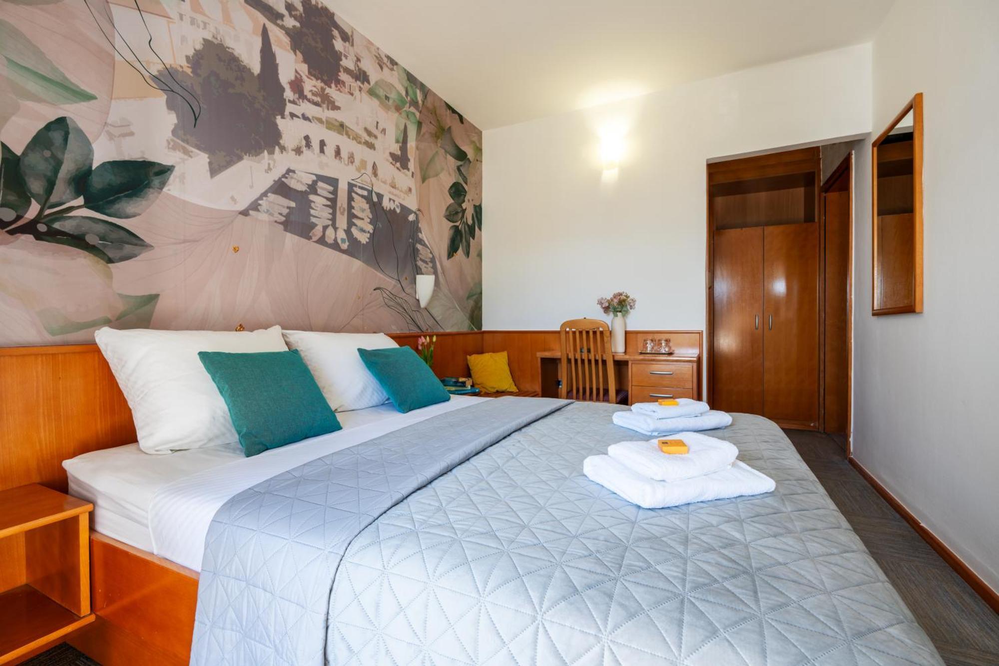 Hotel Kastil 3*