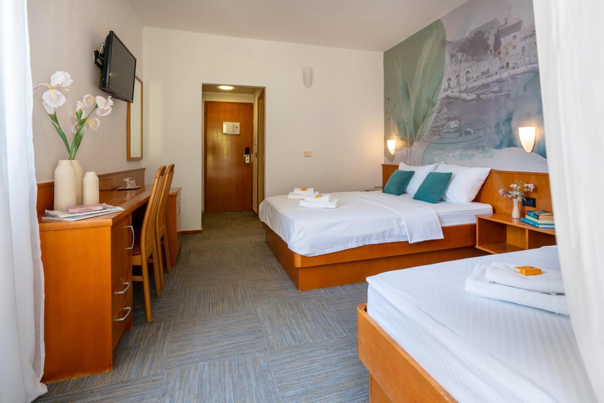 Newly Renovated Kastil 3*
