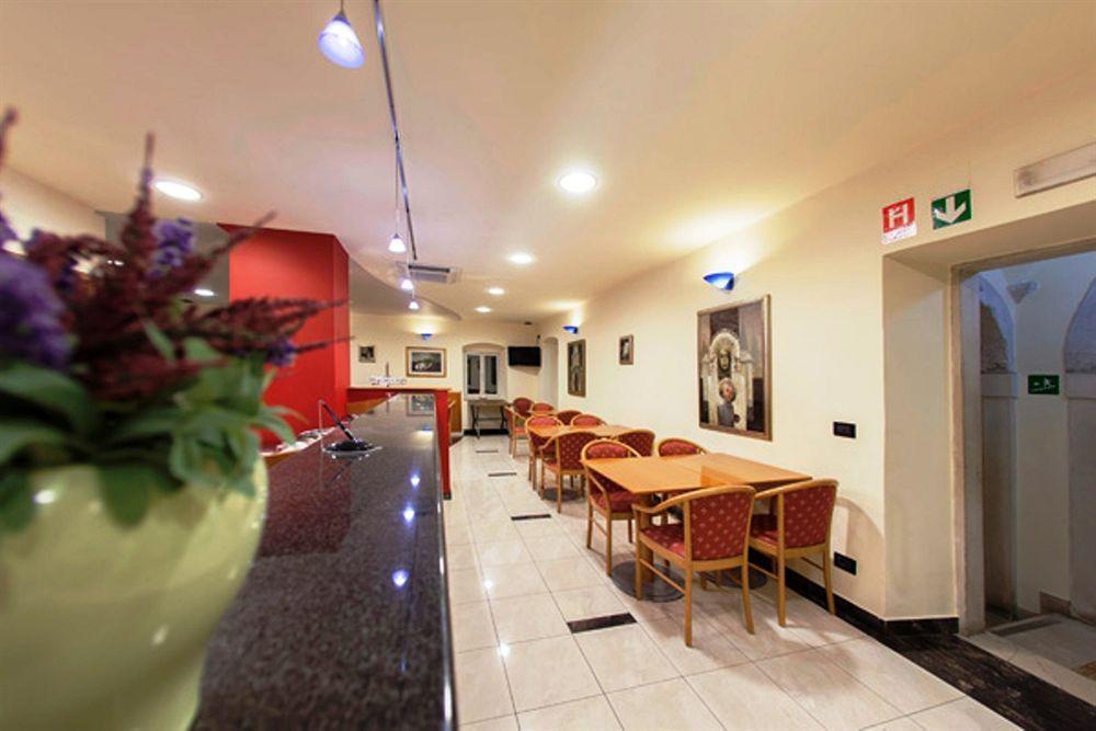 Hotel Kastil Bol