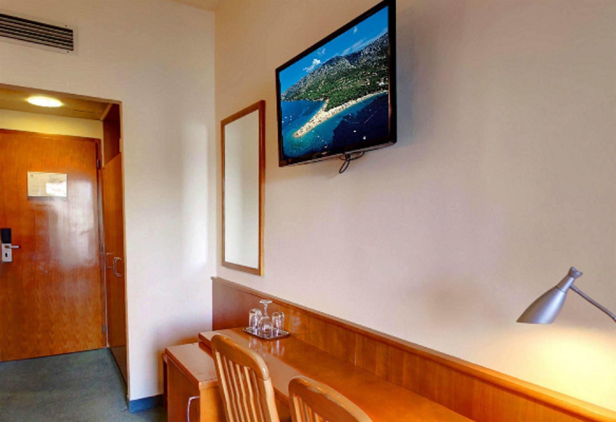 Kastil Hotel